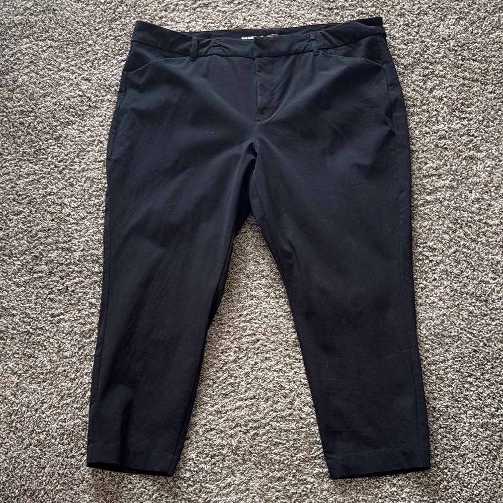 Women’s Black Pants from Old Navy. Size 22.